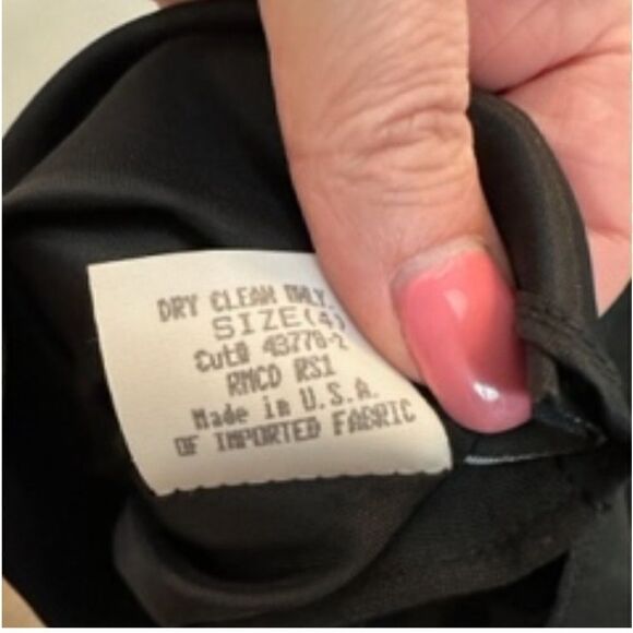 Classic elegant full length skirt. Laundry by Shelli Segal. Vintage Classic! - Picture 6 of 7